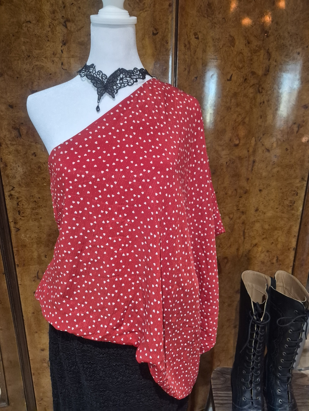 Main Strip One-Shoulder Red Heart-Print Tunic